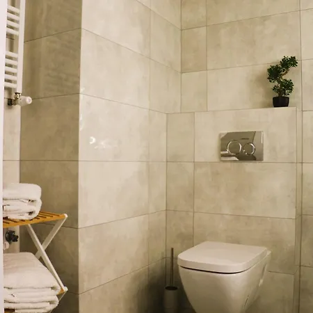 Justinrent Palatium 13 Apartman *