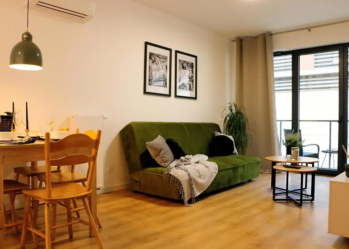 Justinrent Palatium 13